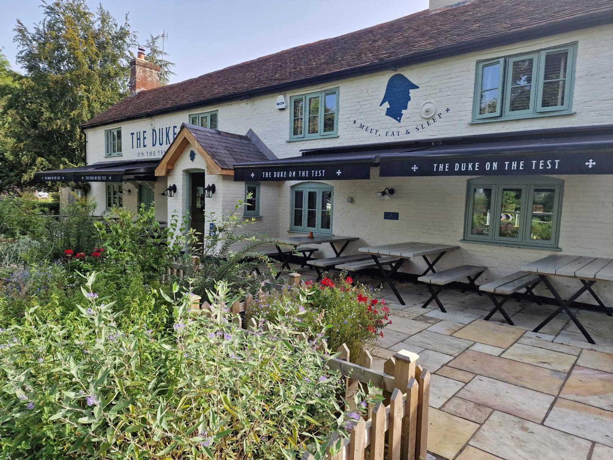 The Duke On The Test Bed and Breakfast Romsey Esterno foto